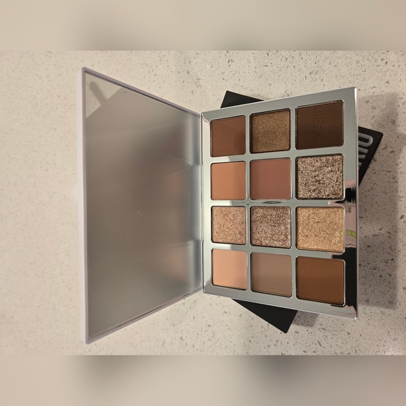 Makeup by Mario Ethereal Eyes Eyeshadow Palette Limited Edition! 100% Authentic! - Picture 1 of 4